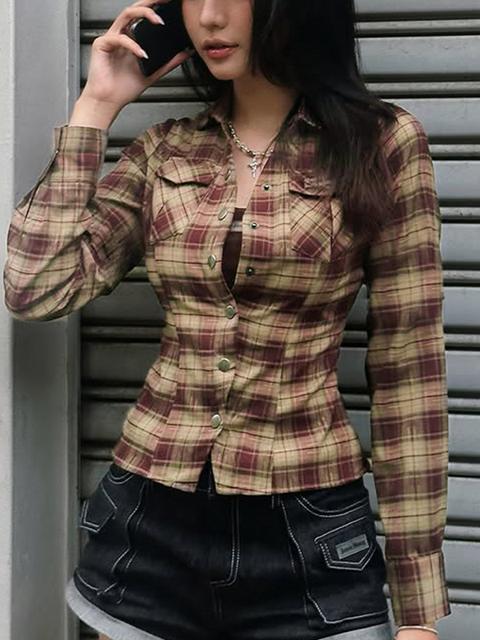 Klassisches kariertes Langarmshirt in schmaler Passform