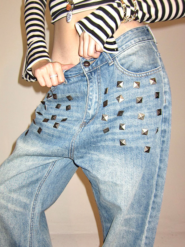 EMMIOL Vaqueros boyfriend con lavado de remaches y efecto relámpago