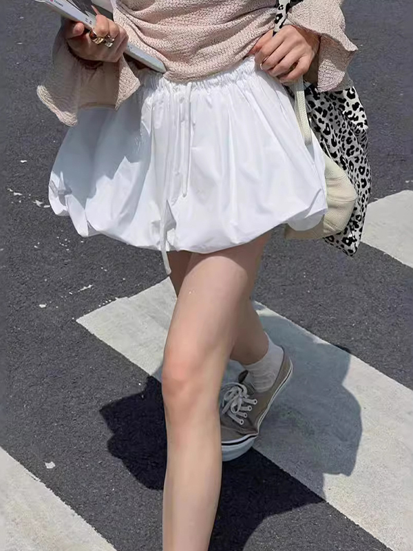 EMMIOL Minigonna dolce con boccioli di fiori e coulisse