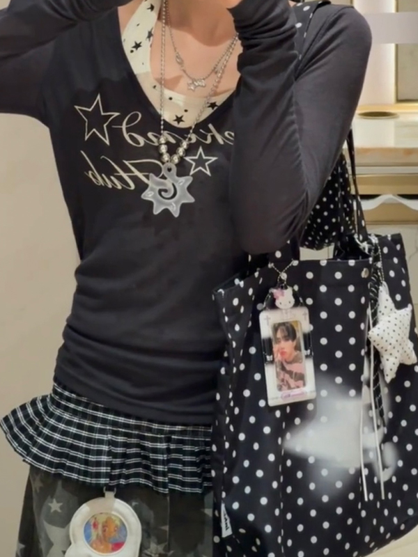 EMMIOL Loose With Star Print Long Sleeve