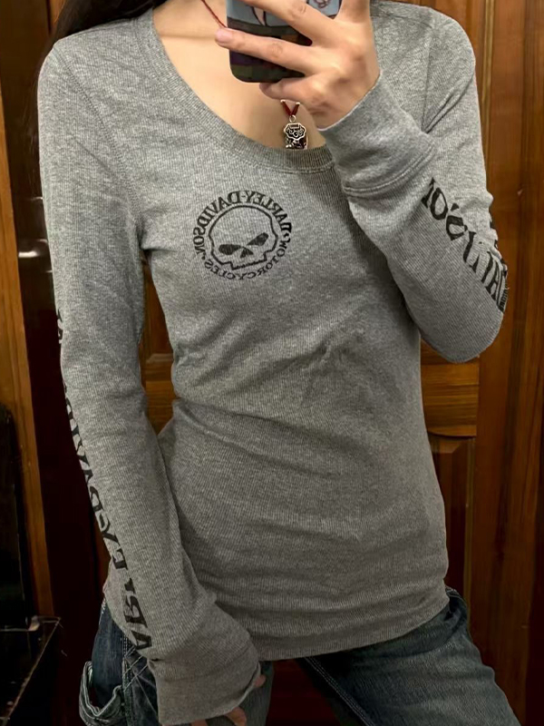 EMMIOL Skull Headline Pattern Print Sweaters