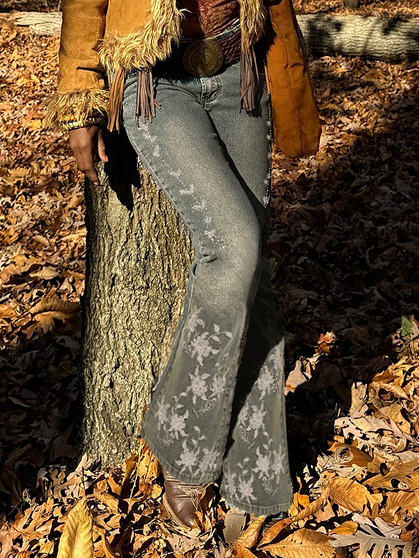 EMMIOL Jeans a zampa con ricamo rustico