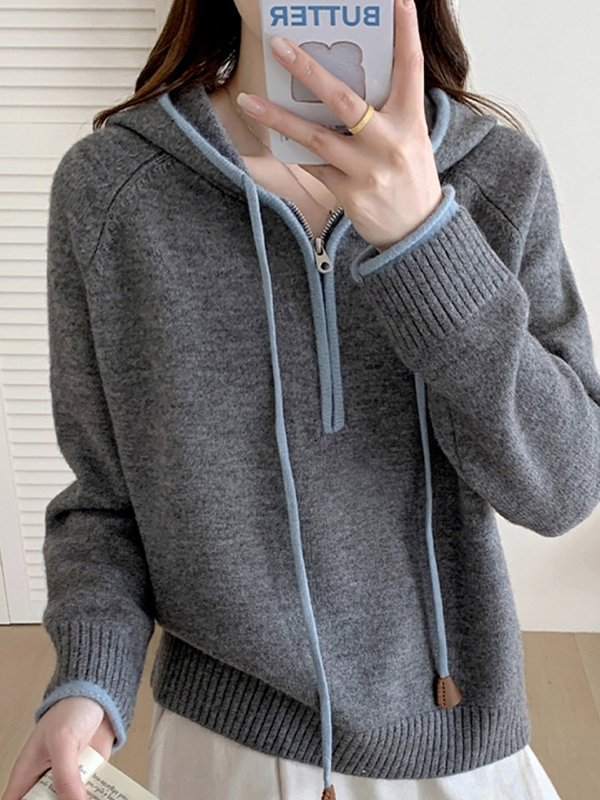 EMMIOL Maglione con mezza zip e finiture a contrasto