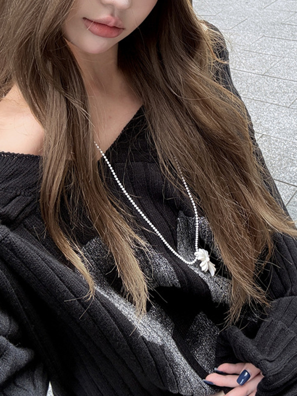 EMMIOL Maglione con stampa numerata e scollo a V