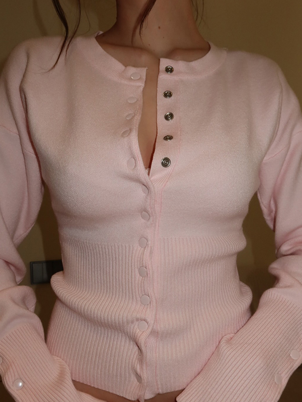 EMMIOL Hidden-Button Crewneck Sweater