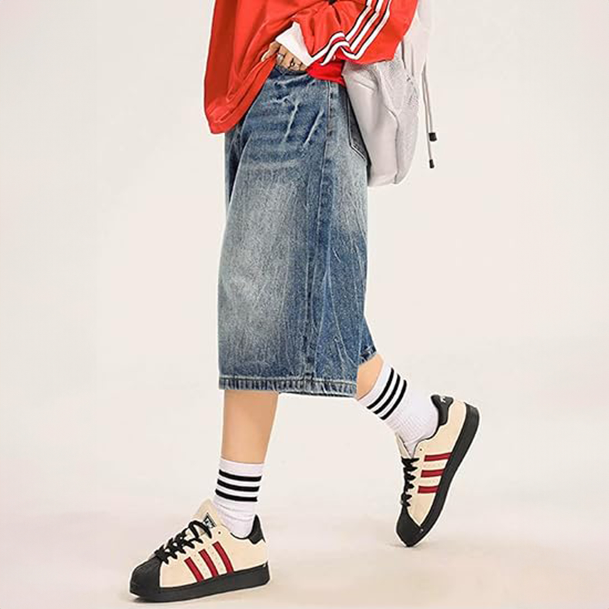 EMMIOL Pantalones cortos de mezclilla holgados con estampado de relámpagos