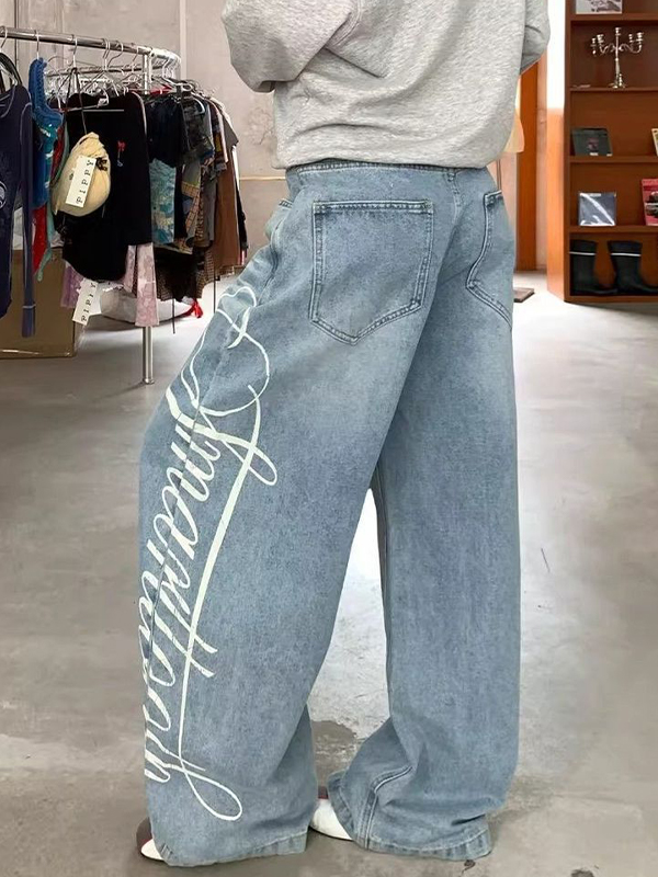 EMMIOL Jeans boyfriend con stampa di lettere retrò