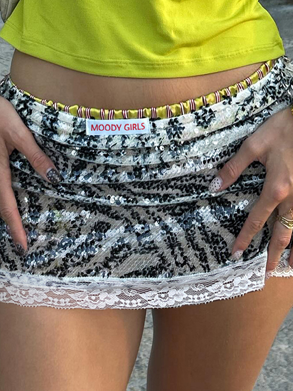 EMMIOL Low-Waist Embroidered Sequins Mini Skirt