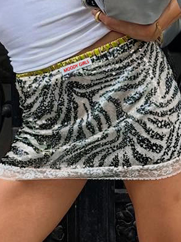 EMMIOL Low-Waist Embroidered Sequins Mini Skirt