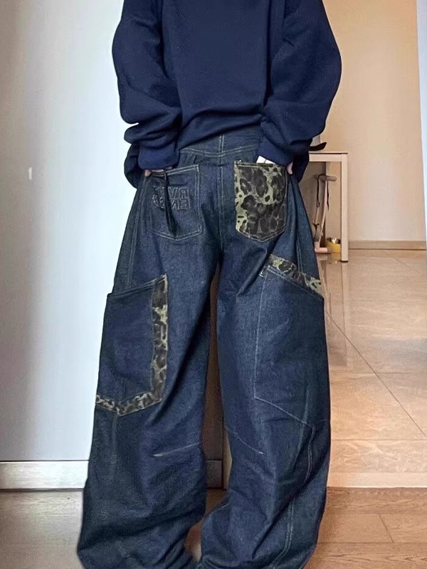 EMMIOL Jeans boyfriend con stampa leopardata vintage di American High Street
