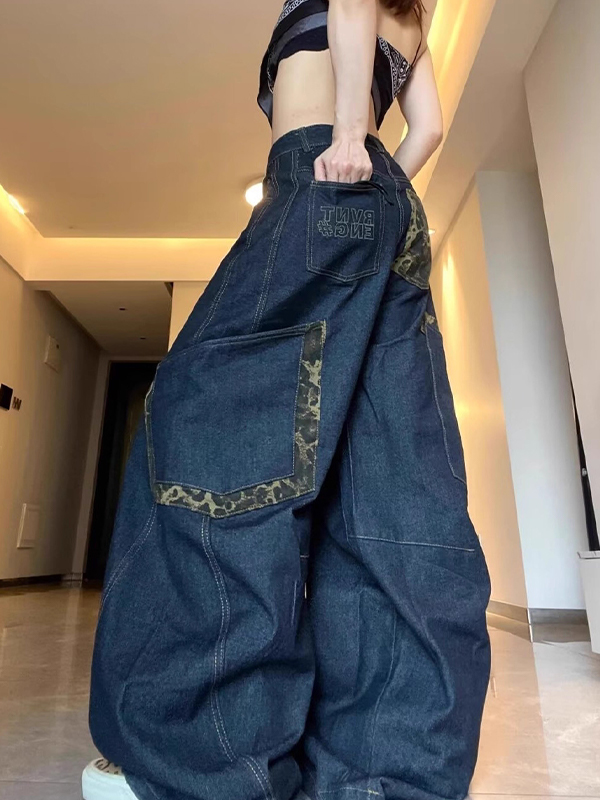 EMMIOL Jeans boyfriend con stampa leopardata vintage di American High Street