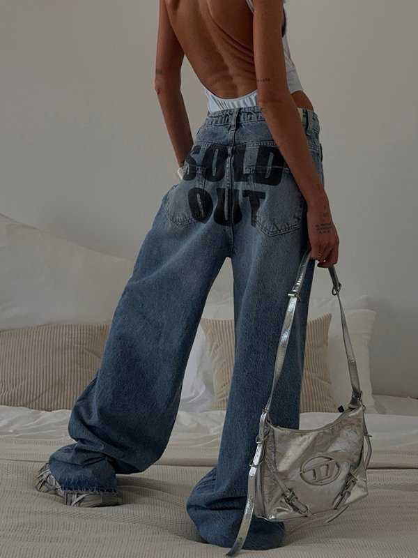 EMMIOL Jeans boyfriend con stampa di lettere firmate