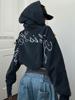EMMIOL Chaqueta con estampado de letras góticas