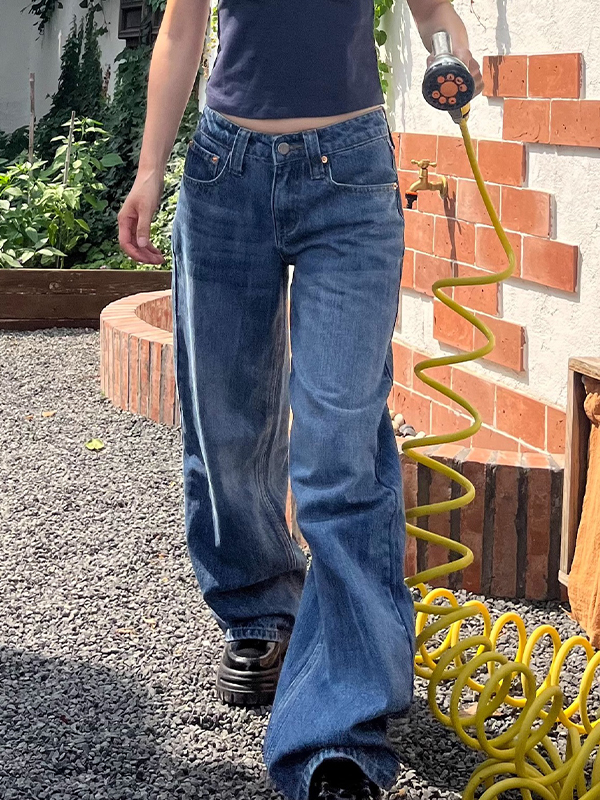 EMMIOL Stylish Slimming Boyfriend Jeans