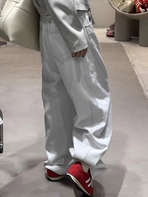 EMMIOL White Curved Blade Boyfriend Jeans