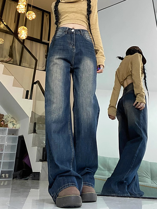 EMMIOL Slightly Flared Boyfriend Jeans