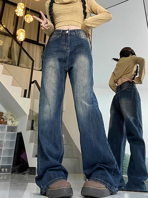 EMMIOL Slightly Flared Boyfriend Jeans