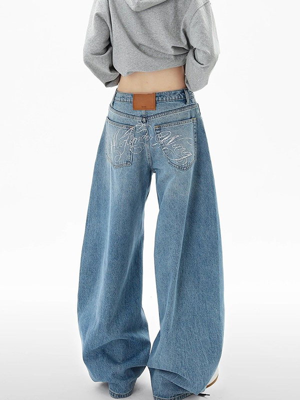 EMMIOL Water-Washed Rhinestones Boyfriend Jeans