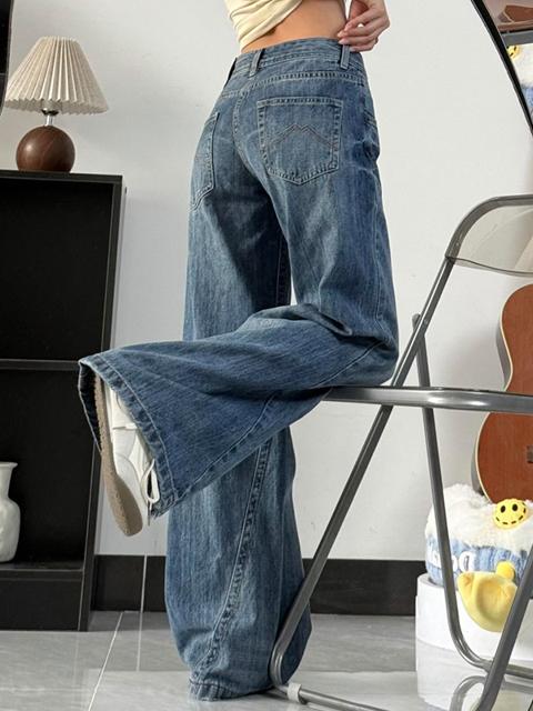 Retro Boyfriend Jeans mit Knitterfalten