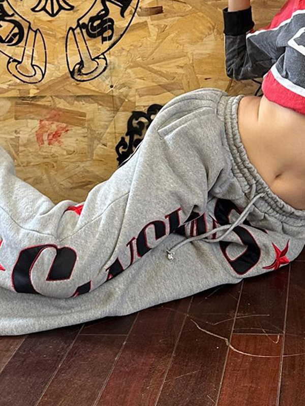 EMMIOL Jeans boyfriend ricamati in stile street americano