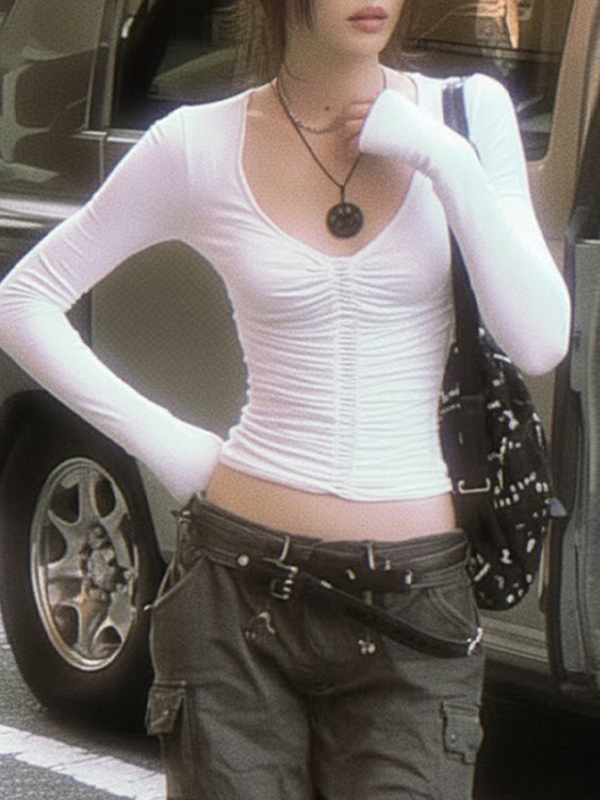 EMMIOL Silueta entallada, detalle plisado, manga larga