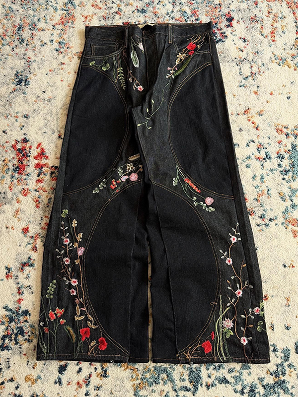 EMMIOL Modische Boyfriend-Jeans mit Stickerei