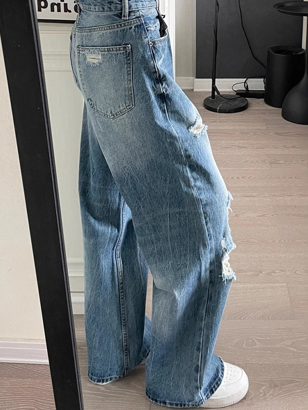 EMMIOL Unique Holes Baggy Jeans