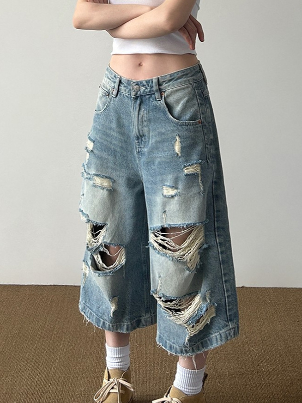 EMMIOL Vintage-Inspired Distressed Wash Denim Shorts