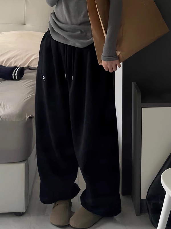 EMMIOL American Vintage Cuffed Straight Leg Pants