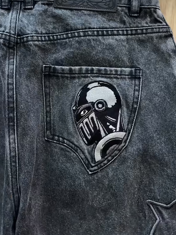 EMMIOL Cartoon Embroidery Boyfriend Jeans