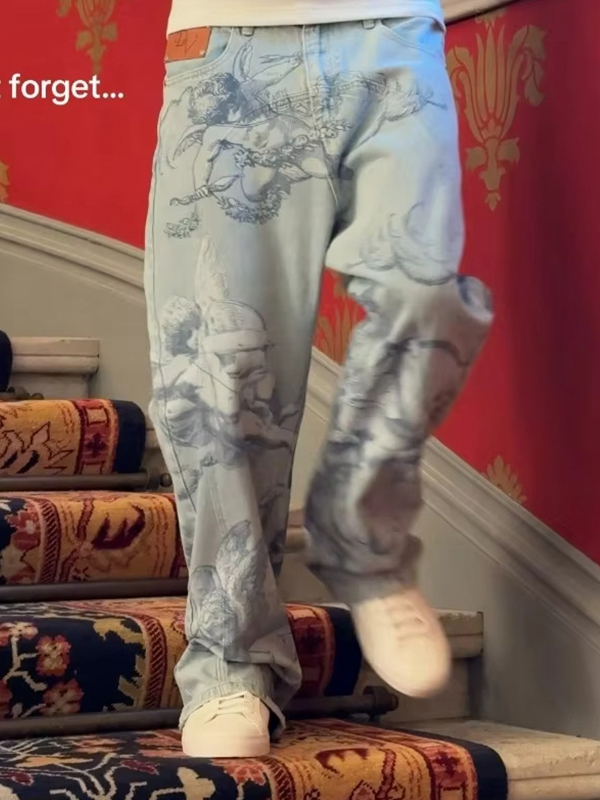 EMMIOL Vintage Angel Print Boyfriend Jeans