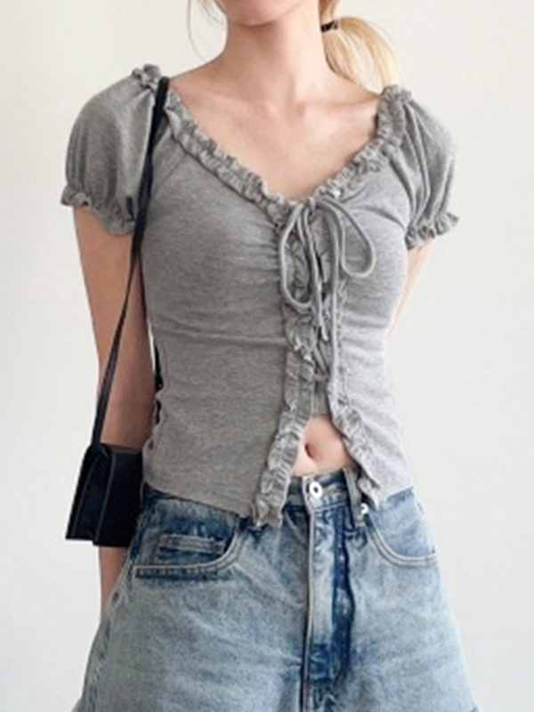 EMMIOL Detalle de volantes en el dobladillo de manga corta