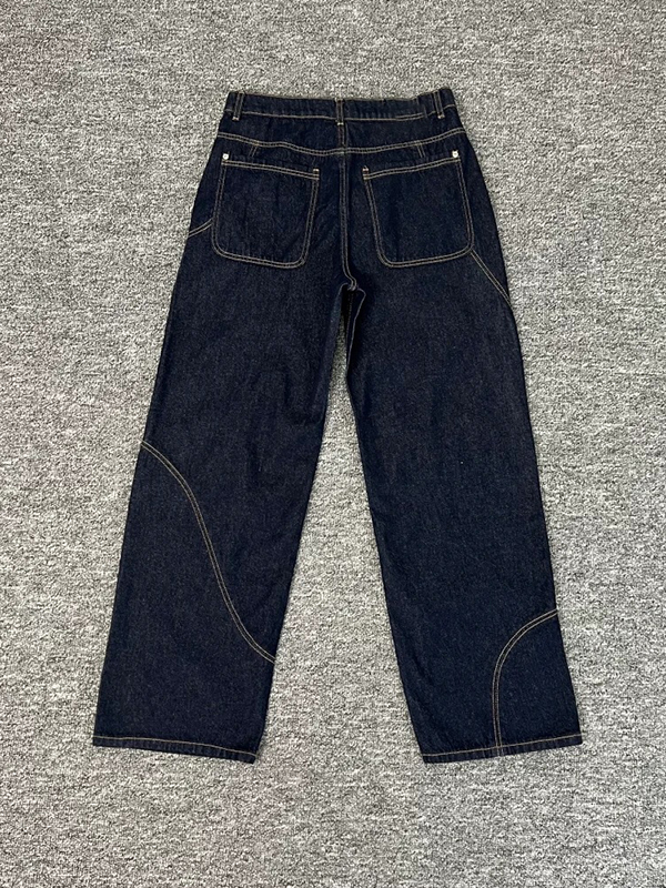 EMMIOL Flower Embroidery Boyfriend Jeans