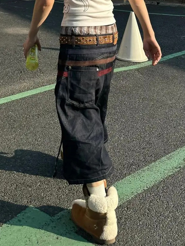 EMMIOL Retro Gothic Denim Shorts