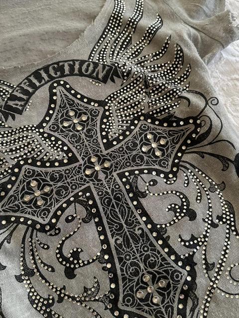 Gray Rhinestone Print Short Sleeve