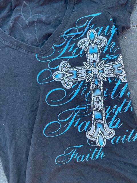 Gótico oscuro de manga corta