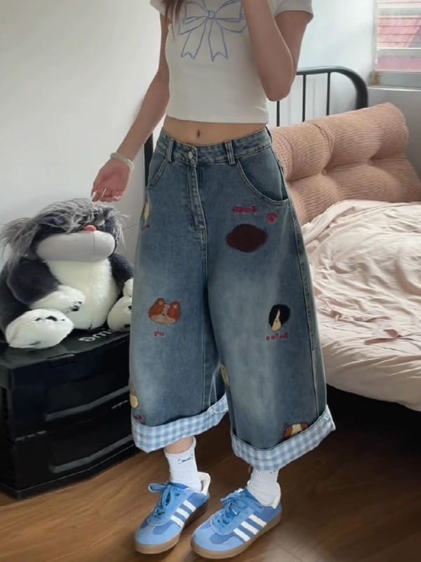 EMMIOL American-Style Puppy Embroidery Denim Shorts