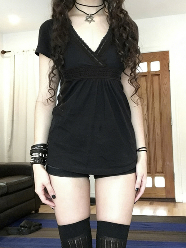 EMMIOL Babydoll-Kleid mit V-Ausschnitt und kurzen Ärmeln