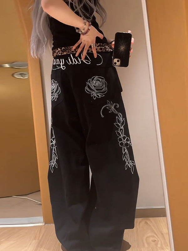 EMMIOL Jeans boyfriend con scritte floreali in stile street style