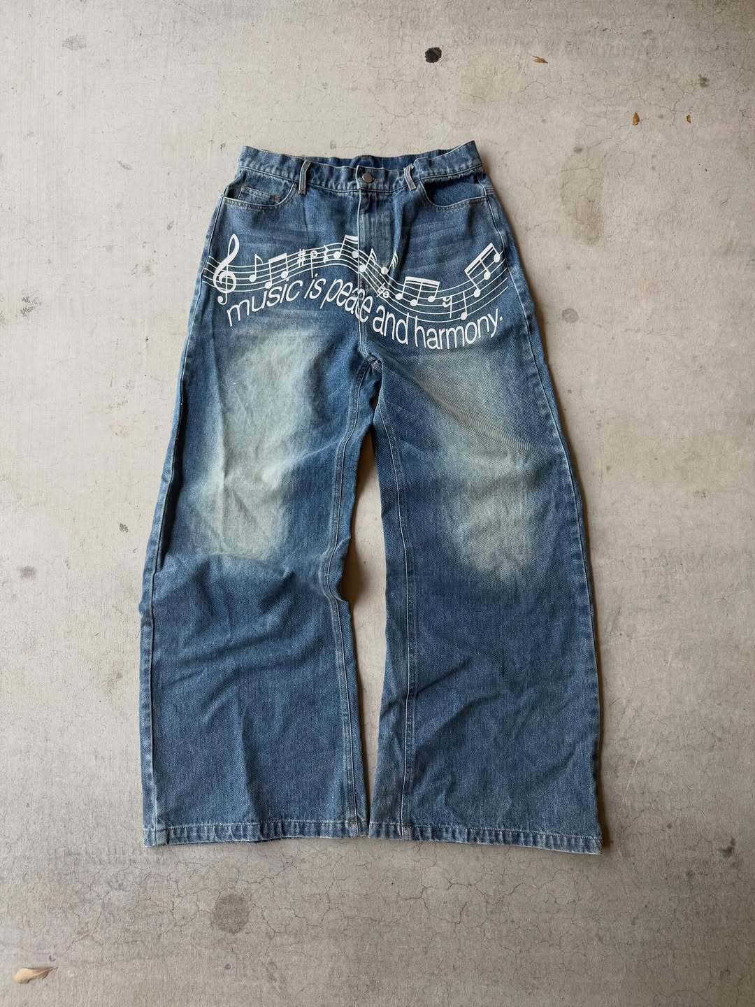 EMMIOL Jeans boyfriend con stampa a lettere