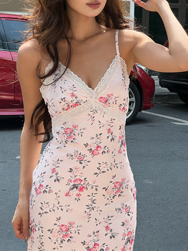 EMMIOL Maxikleid mit V-Ausschnitt und schmaler Passform