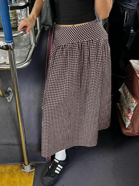 Contrast-Color Cinched Waist Maxi Skirt