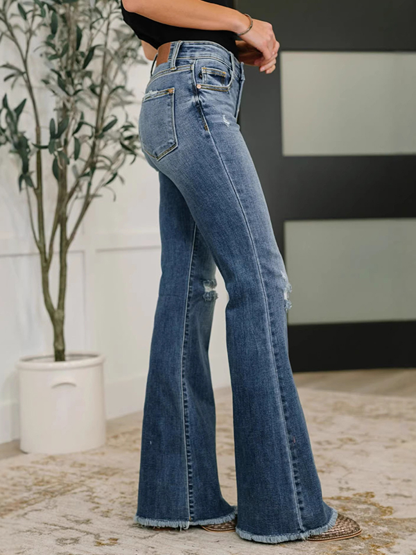 EMMIOL Multi-Button Design Flare Jeans