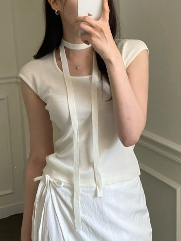 EMMIOL Dotato di una fascia a maniche corte