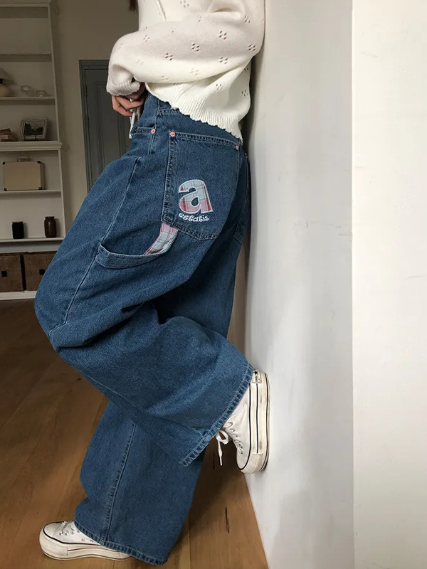 EMMIOL Jeans boyfriend a quadri con lettere a nastro