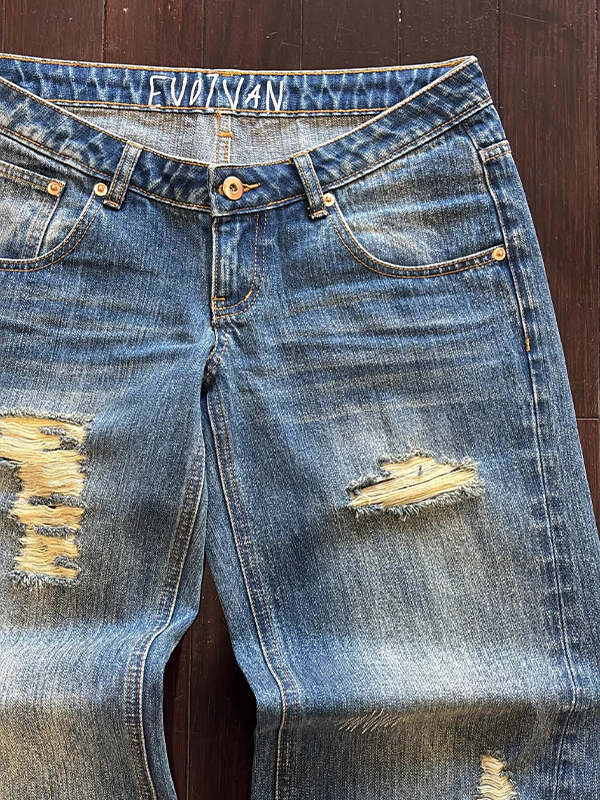 EMMIOL Vintage Angel Wings Boyfriend Jeans