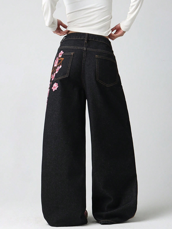 EMMIOL Plum Blossom Embroidery Boyfriend Jeans