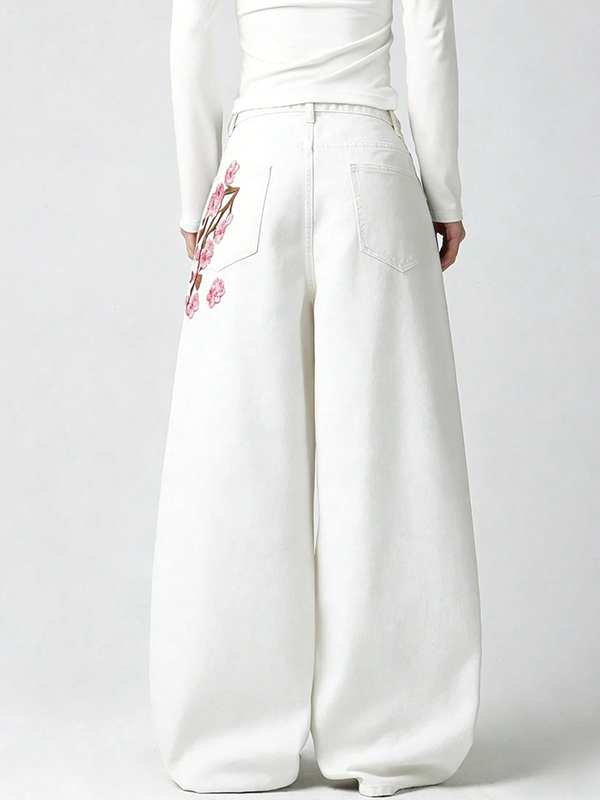 EMMIOL Plum Blossom Embroidery Boyfriend Jeans