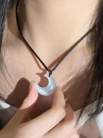 Collana Girocollo Gotica Con Ciondolo Luna E Stella In Pelle Nera Regolabile Per Donna