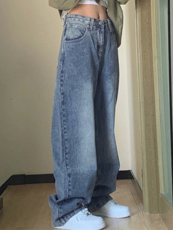 Pocket Design Blue Wash Boyfriend Jeans main image 0